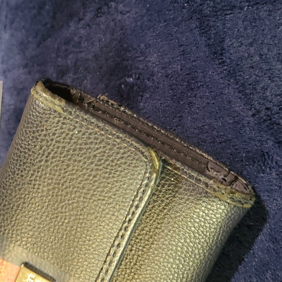 Tommy Hilfiger Wallet Signature Red, White and Blue. - Picture 4 of 13